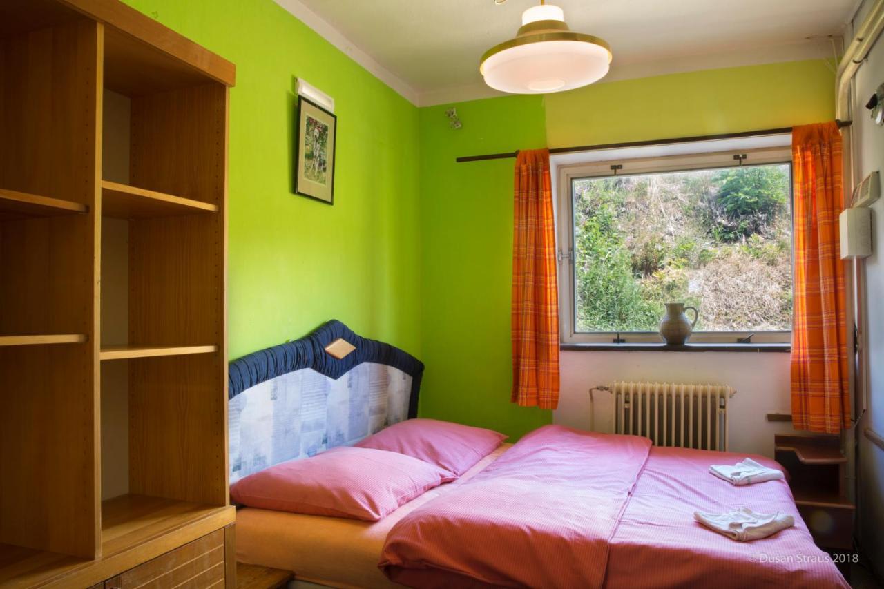 Hotel Penzion Pohlednicka à Benecko Extérieur photo
