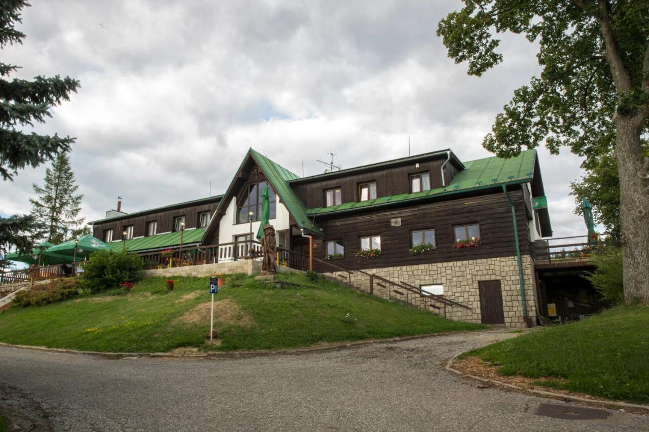 Hotel Penzion Pohlednicka à Benecko Extérieur photo